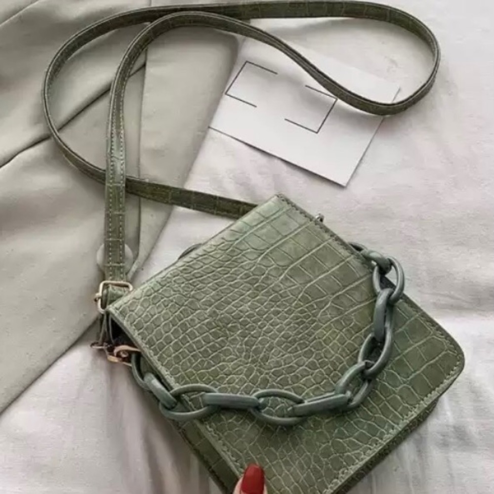 Green Alligator Pattern Handbag